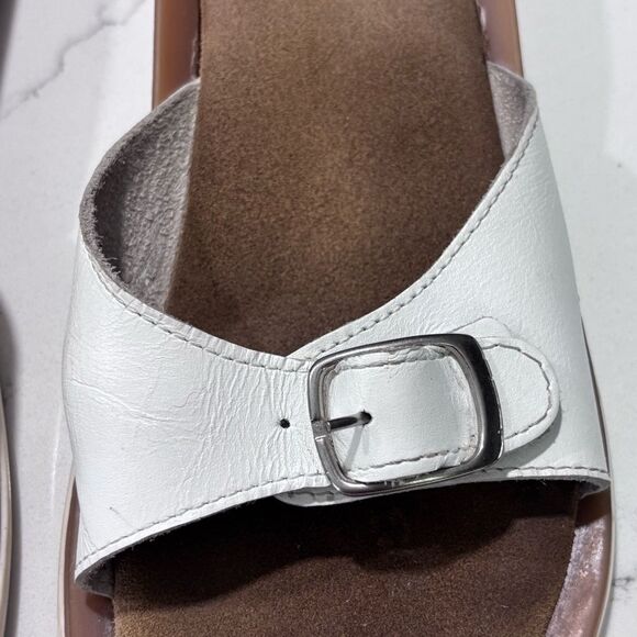 Bass | Vintage Women’s White Leather Slide Buckle Summer Sandals Size 8M - Picture 5 of 10